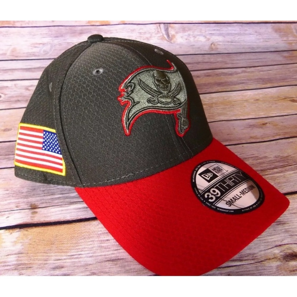 SOLD Tampa Bay Buccaneers Salute To Service Hat